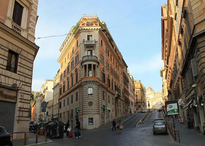 Near Colosseum By Varental 2Br + 1Sb