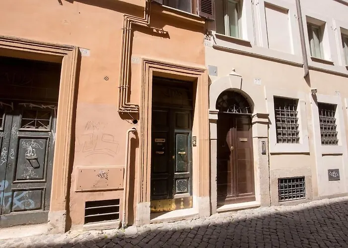 Girolamo's Jacuzzi Place